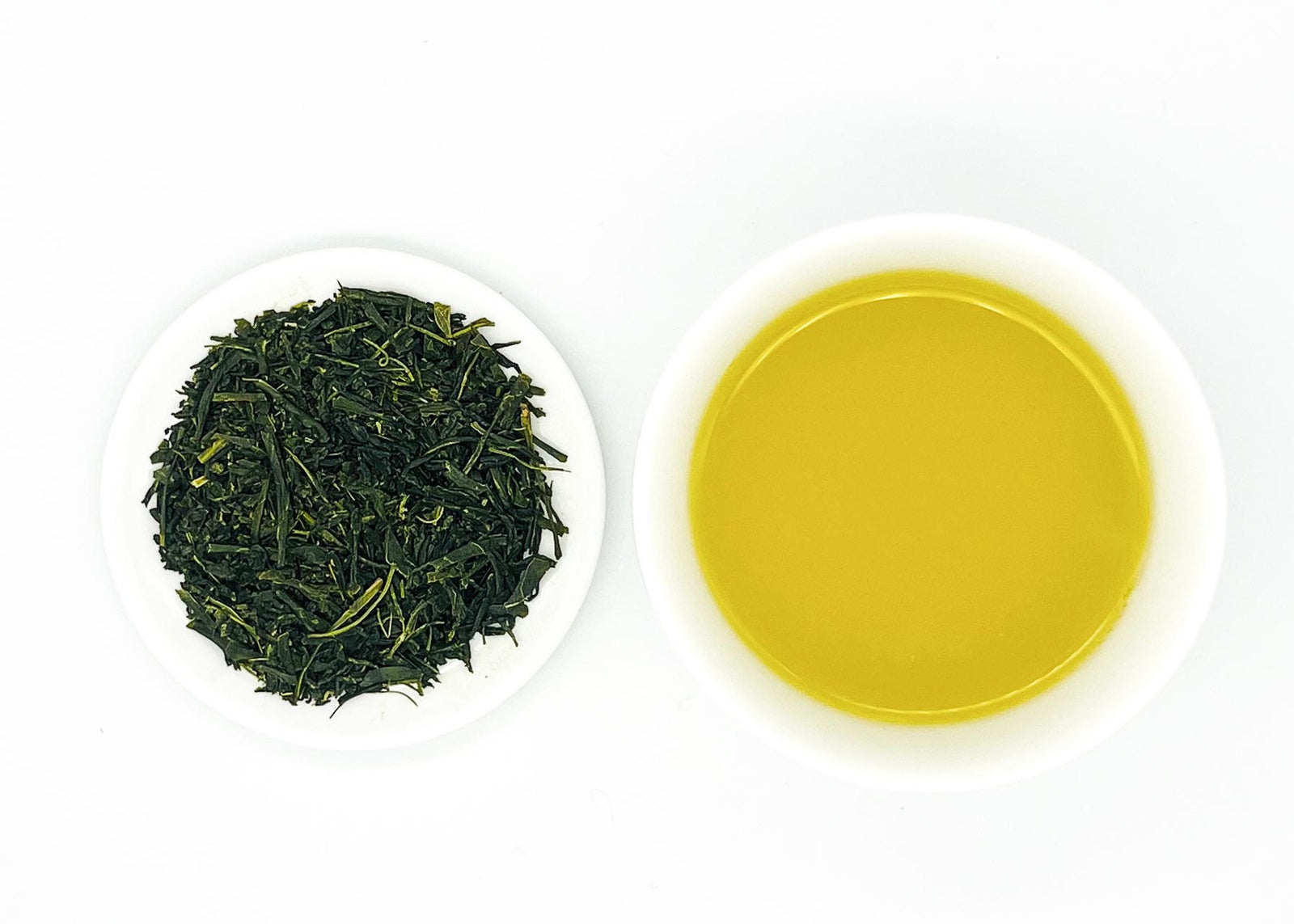 MEGUMI No 1 Sencha aus Hoshino, Yame – tief gedämpfter grüner Tee mit hellgrüner Tasse und süßem Geschmack